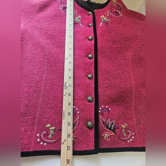 Icelandic Design-Embroidered Red Sz L Women's Cardigan Wool. - Picture 6 of 7